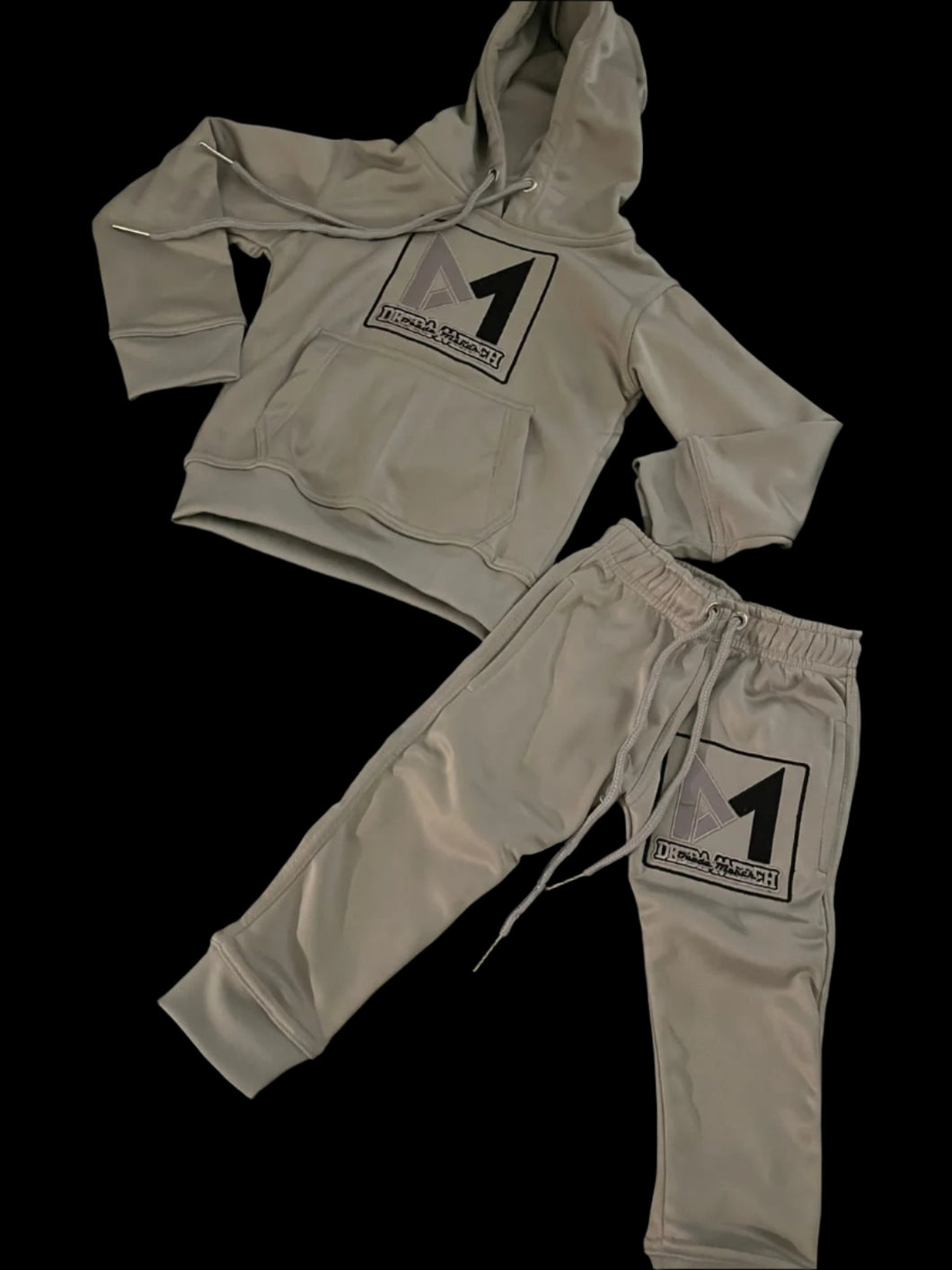 Deeda Merch 3T jogger set